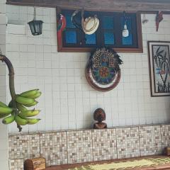 Casa na mata ceu iluminado