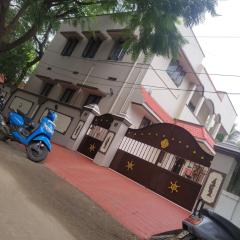 Sri Kamakshi Amman Home Stay