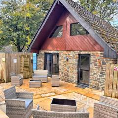 Primrose 17-Woodland Lodges-Carmarthen-Pembroke