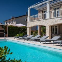 Luxury villa Monte with pool in Vizinada