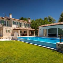 Rustic villa Kave with wellness in Groznjan