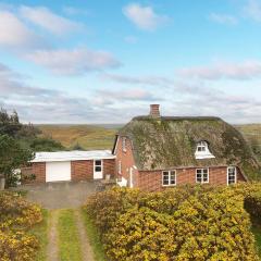 3 Bedroom Beach Front Home In Blåvand