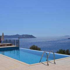 Carpici Kas, Luxury 3 Bed, 3 Bath, Duplex Apartment