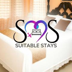 Stylish Prime Location Villa -Private Pool & Gym -Sleeps 7