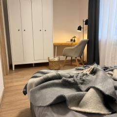 Cozy Center Apartment