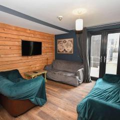 Cosy Budget Double Room Shared Kitchen & Bathroom