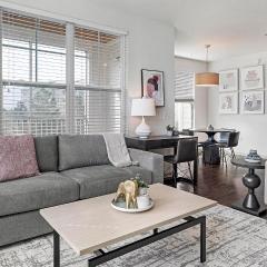 Landing Stylish 1BD Gym Clubhouse