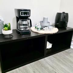 Cute Private Room Full Bed