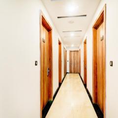 Super Townhouse The Nawab Hotel and Banquet