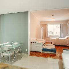 Apartamento confortável na quadra da praia