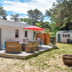 2-Min Walk to the Beach Dog Friendly