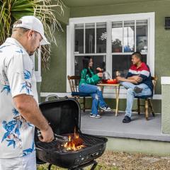 Amplia casa en el corazon de Tampa, para grupos grandes