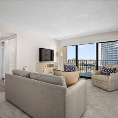 Stunning oceanfront 2 Bedroom with outdoor pool!