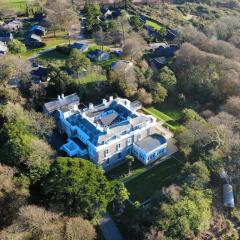 Trenython Manor Resort