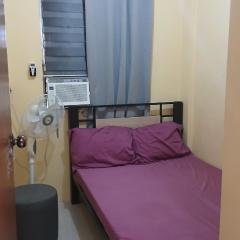 Mel's Place Batangas City Unit 8 Sta Rita Two-Bedroom House w Free Parking WIFI Smart TV Fit to 4 Adults or kids