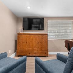 Boho Chic Dt Visalia W Modern Art Flair