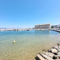 Apartamento con terraza a 200m de la playa de Riells - HISP-236-170