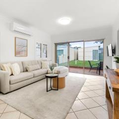 Little Beach House - 4 Minutes Walk to the Beach