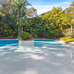 Baden 79 - Rainbow Shores Pools Tennis Court