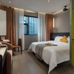 Changsha Tai Hotel Wuyi Square IFS International Finance Center Branch