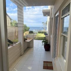 Stunning Ground Floor Apt with Ocean Views