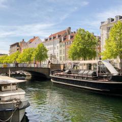 Charming apartment in the heart of Christianshavn