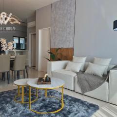 Modern 3BR Retreat at Ayer Itam - 10 mins to Kek Lok Si