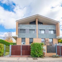 Gran chalet con amplio jardín próximo a Pamplona