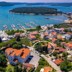 Villa Pineta - Apartment Close to the Sea