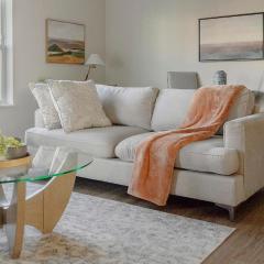 Landing Modern 2BD Clubhouse Gym