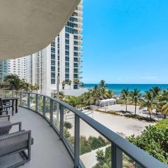 Ocean Front Corner 2 Bedroom Low Floor