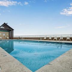 Romar Place 204 by Vacation Homes Collection