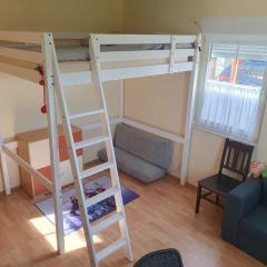 Sonniges Zimmer im Einfamilienhaus