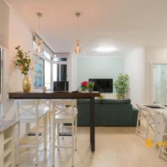 Living Las Canteras Homes - Beachside Spa Parking