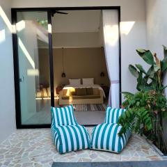 One bed room - 5 minutes to beach and cafe