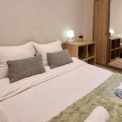 LARVOTTO Plage Monaco Varavilla