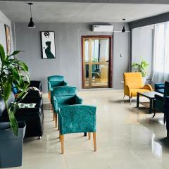 Tris Estates Hotel & Suites