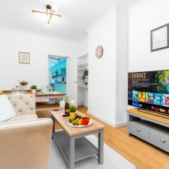 Spacious 3 Bed House - Garden - Free Street Parking - Harborne Birmingham - Netflix 122GN