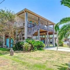 Gulf Views on Deck with Fish Station)