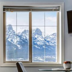 Cozy Mountain View Condo Close to DT Canmore