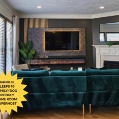 Family Fun Pet-Friendly Sleeps 10 4BR