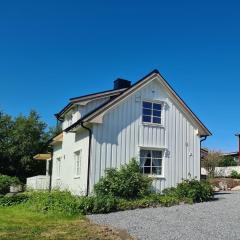 Tømmerhus i sentrum av Lofoten-Stamsund