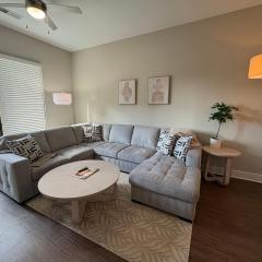 -NEW-The Nash Luxe, Pool, Gym, Nightlife!