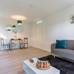 Bright Spacious 2BR Birmingham Retreat FREE Parking