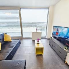 Stylish Penthouse Retreat with Terrace & Parking