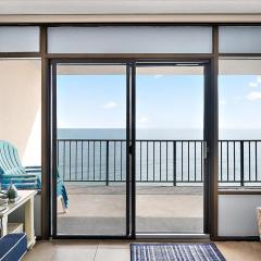 3 Bedroom with a Direct Ocean Front at the Capri!