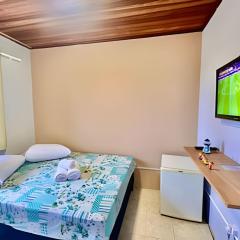 BriSaeVibe Matinhos |Quarto Central | Perto do Mar