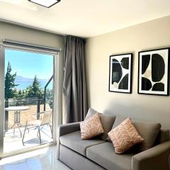 Hermoso departamento con balcón y vista al Lago