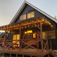 焚き火に満天の星空が魅力の1棟貸切りコテージ