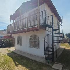 Casa familiar grande El Quisco parrilla y estacionamiento